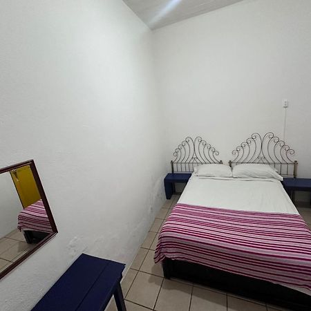 Hostal Zipolite Arteaga Oaxaca Экстерьер фото